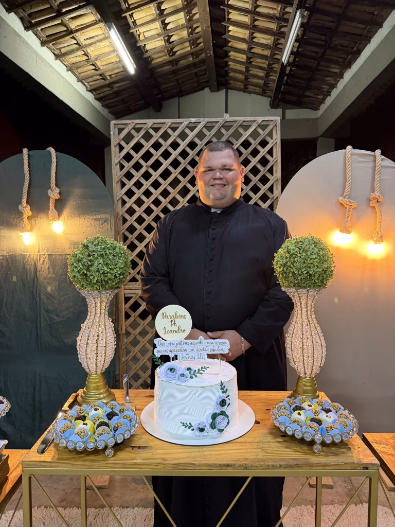 Parabéns, Padre Leandro Francisco!