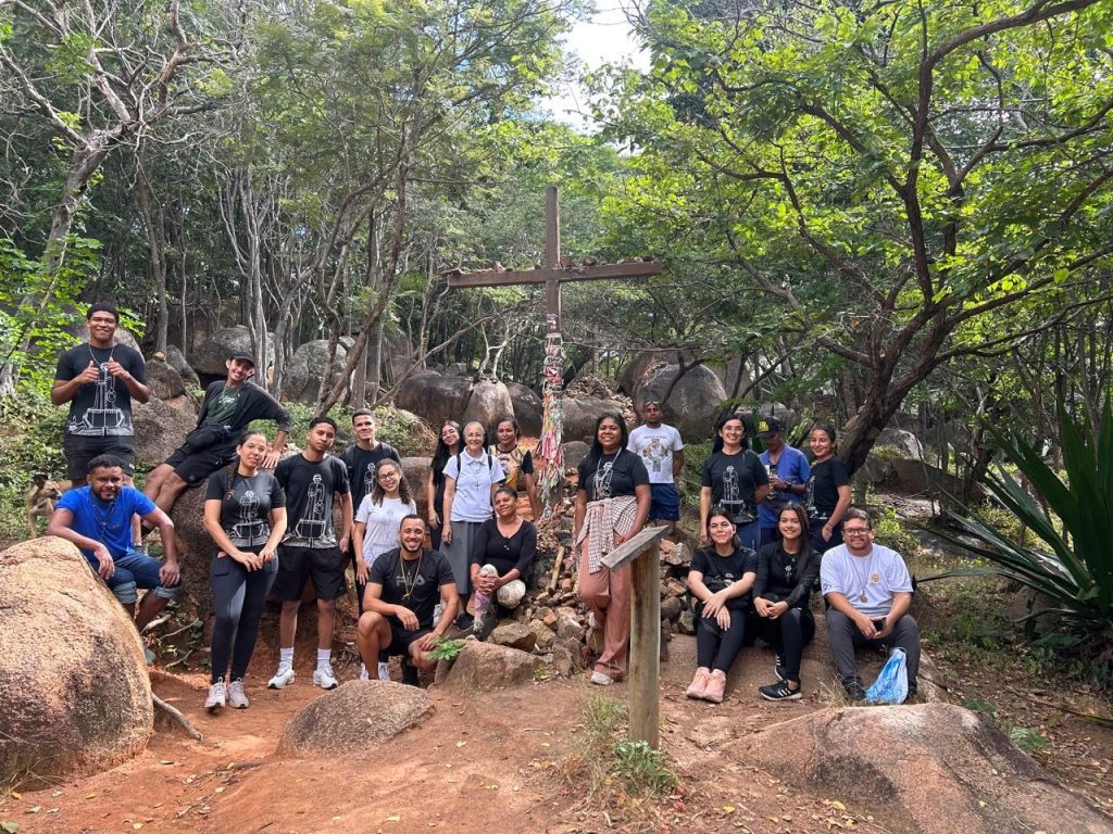 Horto do Padre Cícero realiza Caminhada Ecológica com colaboradores
